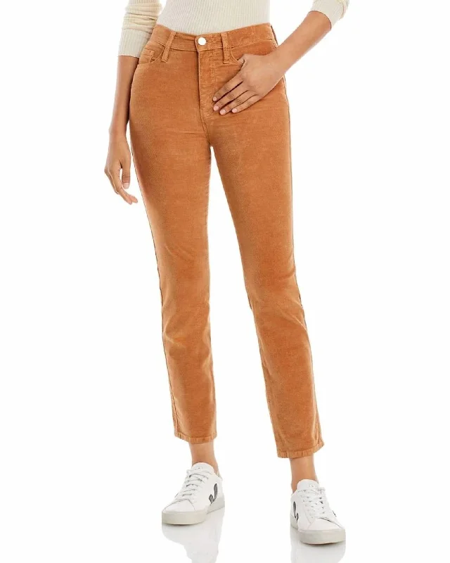 Frame Denim Le Sylvie Slender Straight Cordoroy Jeans in Latte