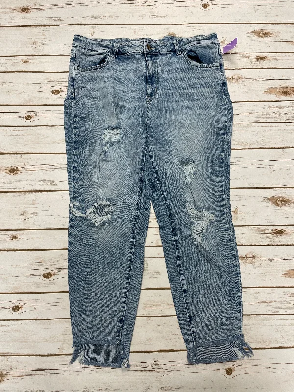 Jeans Cropped By Maurices In Blue Denim, Size: 18w