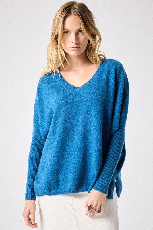 Not Shy V-Neck Poncho Faustine Sweater in Blue