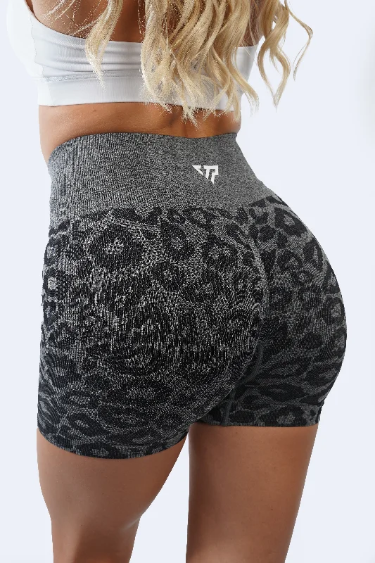 LEOPARD PRINT SHORTS - BLACK