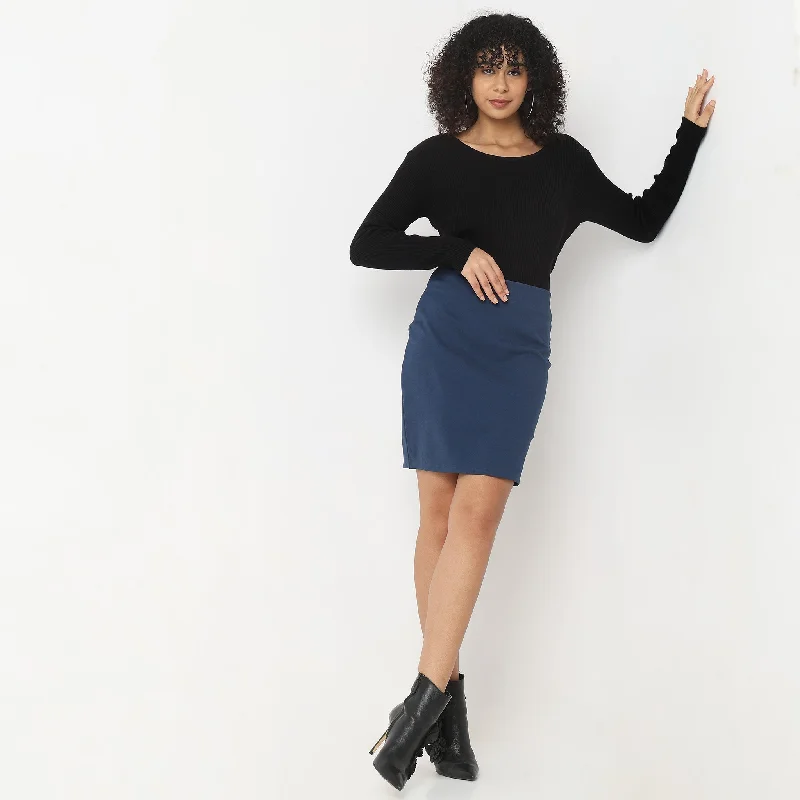 Regular Fit Solid Skirt