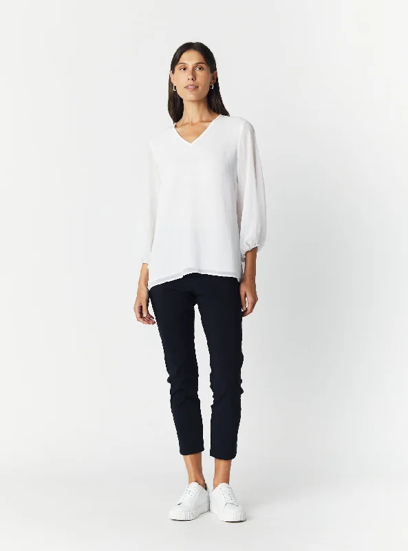 V-NECK LONG SLEEVE TOP